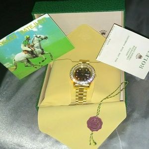 Men's Gold Watch